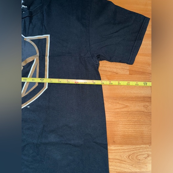 Men's Vegas Golden Knights Black Primary Logo T-Shirt - Picture 6 of 6